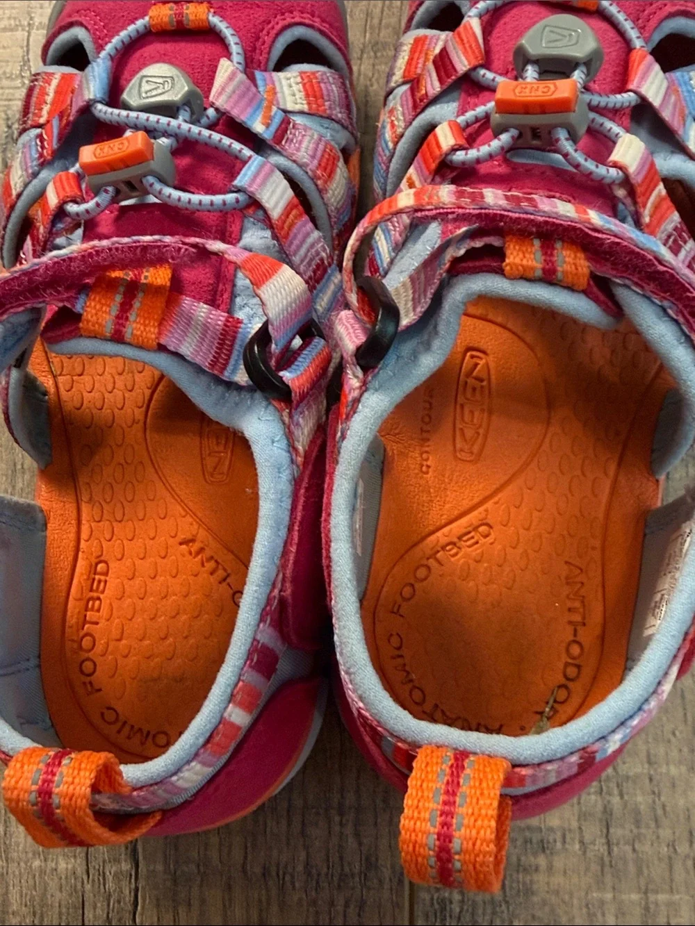 Keen Seacamp II CNX Washable Hiking Sandals Pink Big Kids Size 1